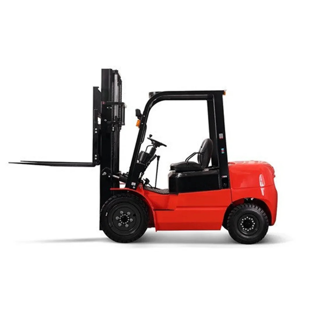 Majorlift 4 Wheel Diesel Forklift, 7700 lb Cap. 138" Lift, M35DP
