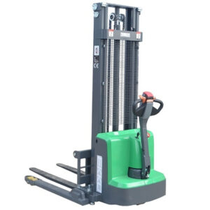 EKKO Full Lithium Powered Straddle Stacker 2800 lbs Cap, 138" Lift, EB13E-138LI